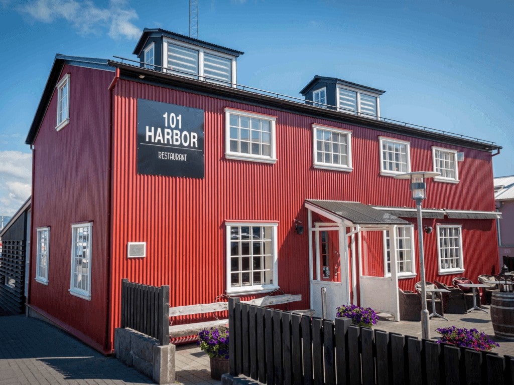 101 Harbor Restaurant