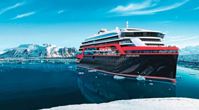 Going green – nine Hurtigruten ships to run on battery power nine Hurtigruten ships to run on battery power