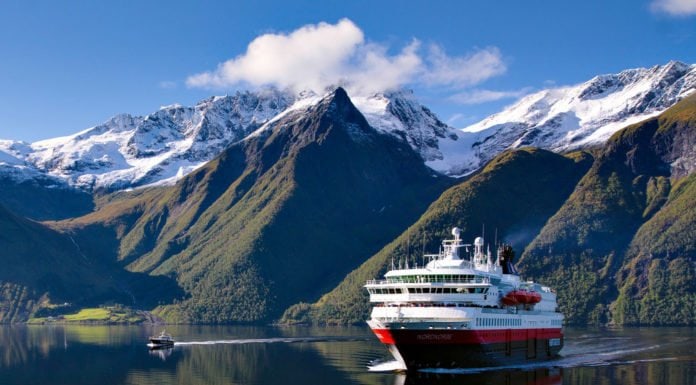 Hurtigruten wages war on plastic