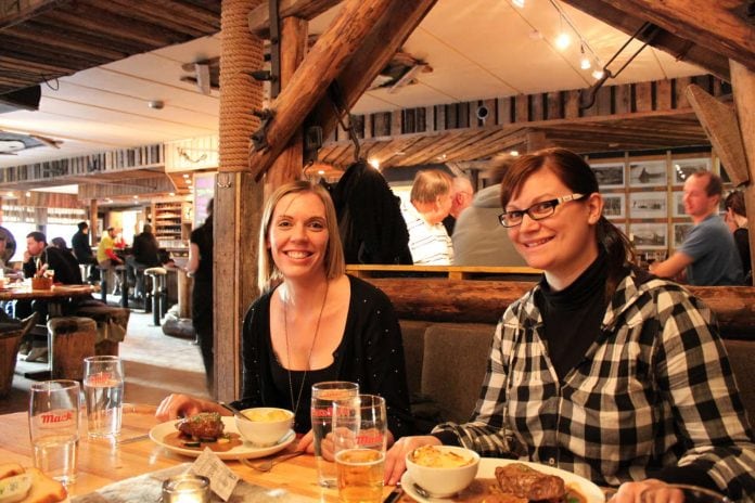 Frank Andreassen_www.nordnorge.com_Longyearbyen Svalbard food and drinks