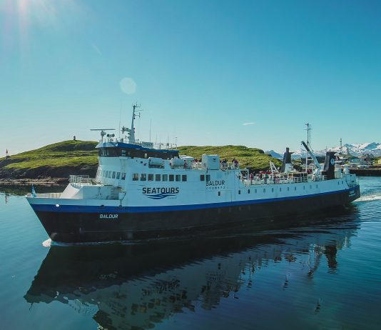 Ferry Baldur crosses Breidafjördur Bay daily from Stykkisholmur on the Snæfellsnes peninsula to Brjanslaekur in the north.