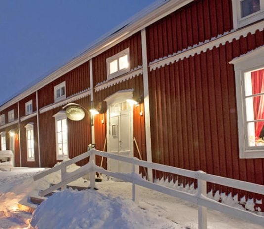 KAPTENSGÅRDEN Restaurant Swedish Lapland