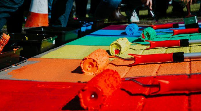 Be Proud show Pride. REYKJAVÍK PRIDE IS ON 7-12 August 2018.