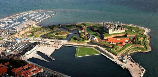Helsingør and Helsingborg