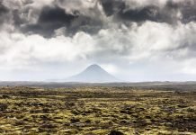 In Iceland Overnight stays in July unchanged between years