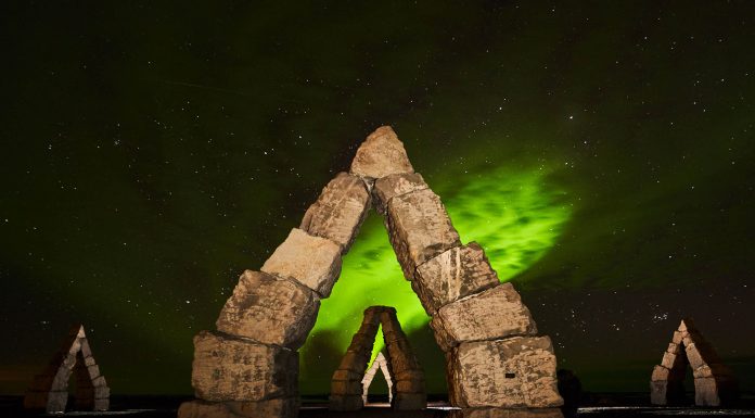 Exclusive Travel Proudly Offers Exclusive Private Northern Light Photographic Tours in Iceland